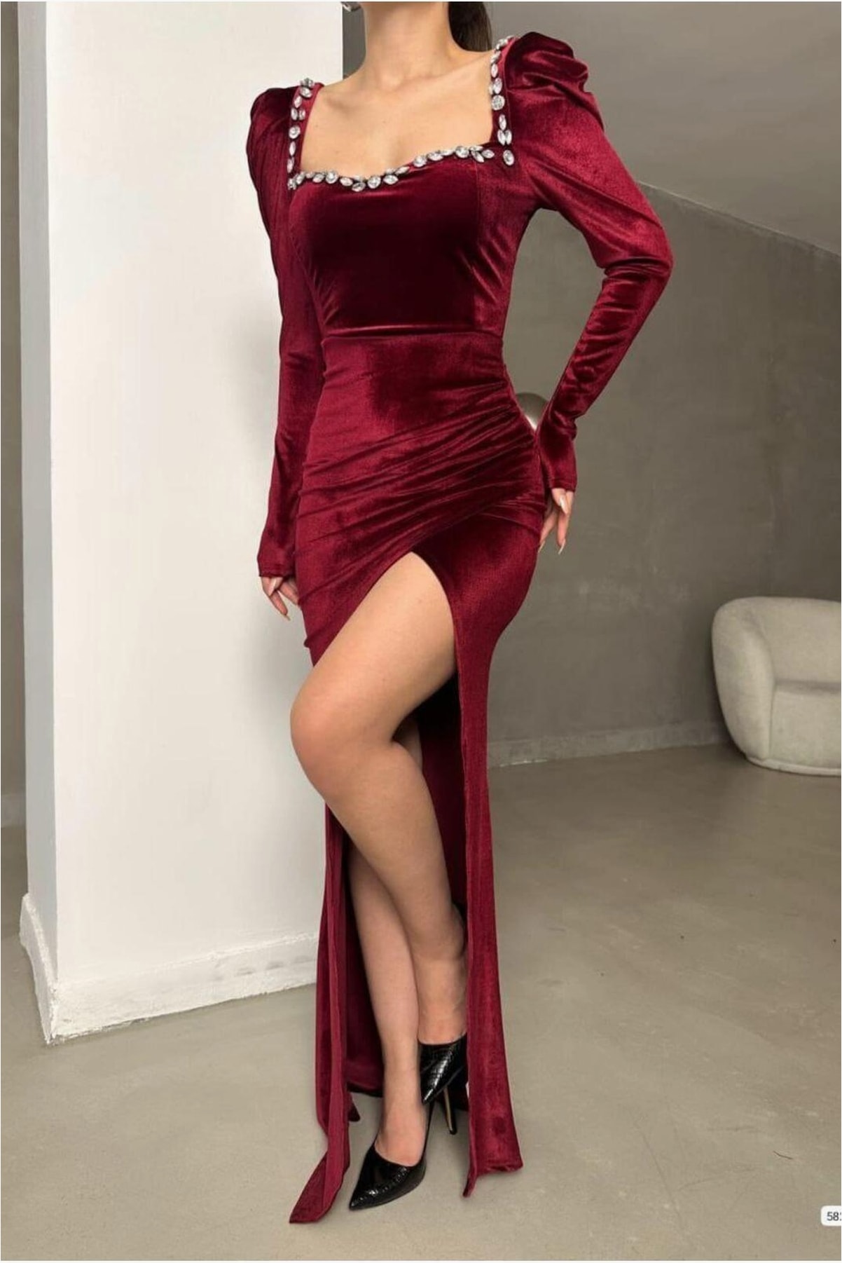 Kadın Trend Tasarım Kare Yaka Taş Detaylı Uzun Kollu Abiye Elbise
