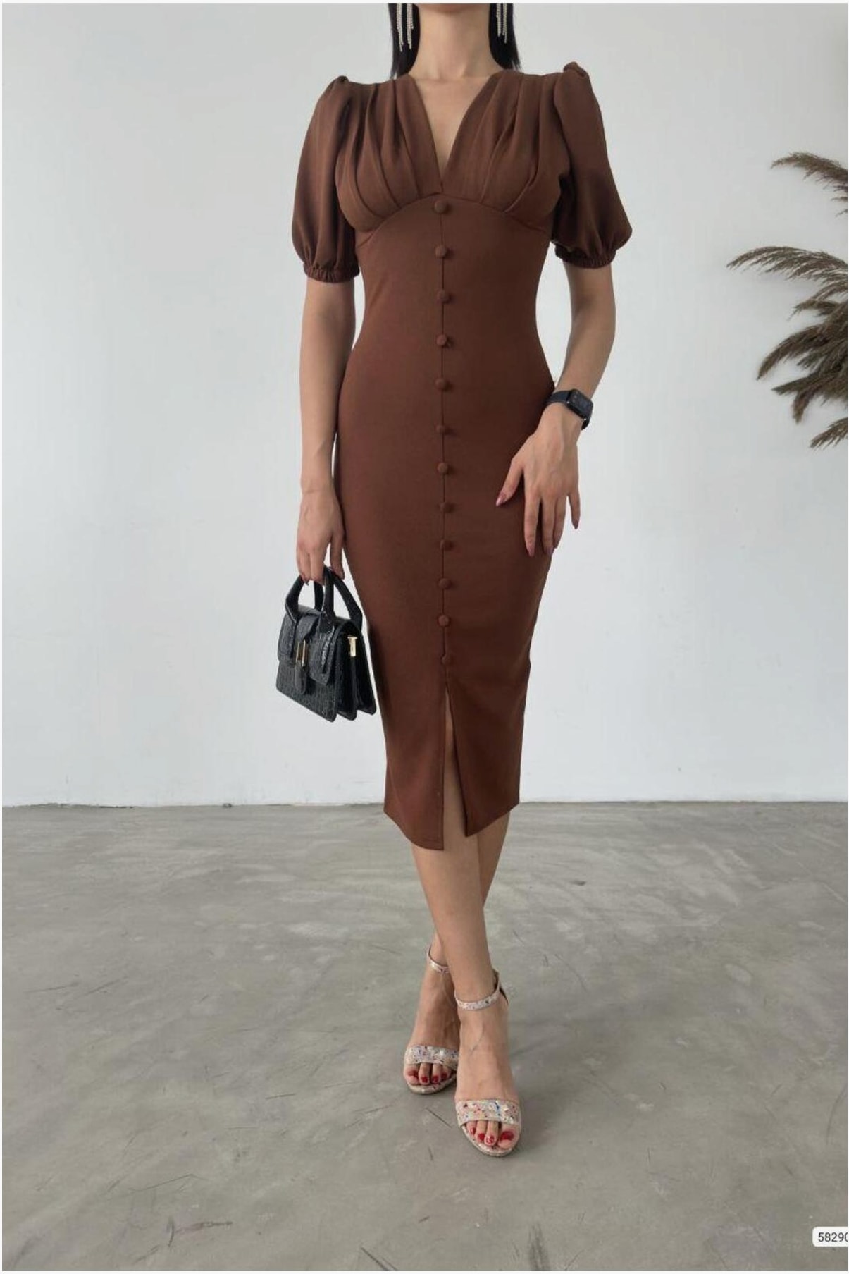 Kadın Şık Model Krep Kumaş V Yaka Kısa Kollu Abiye Elbise