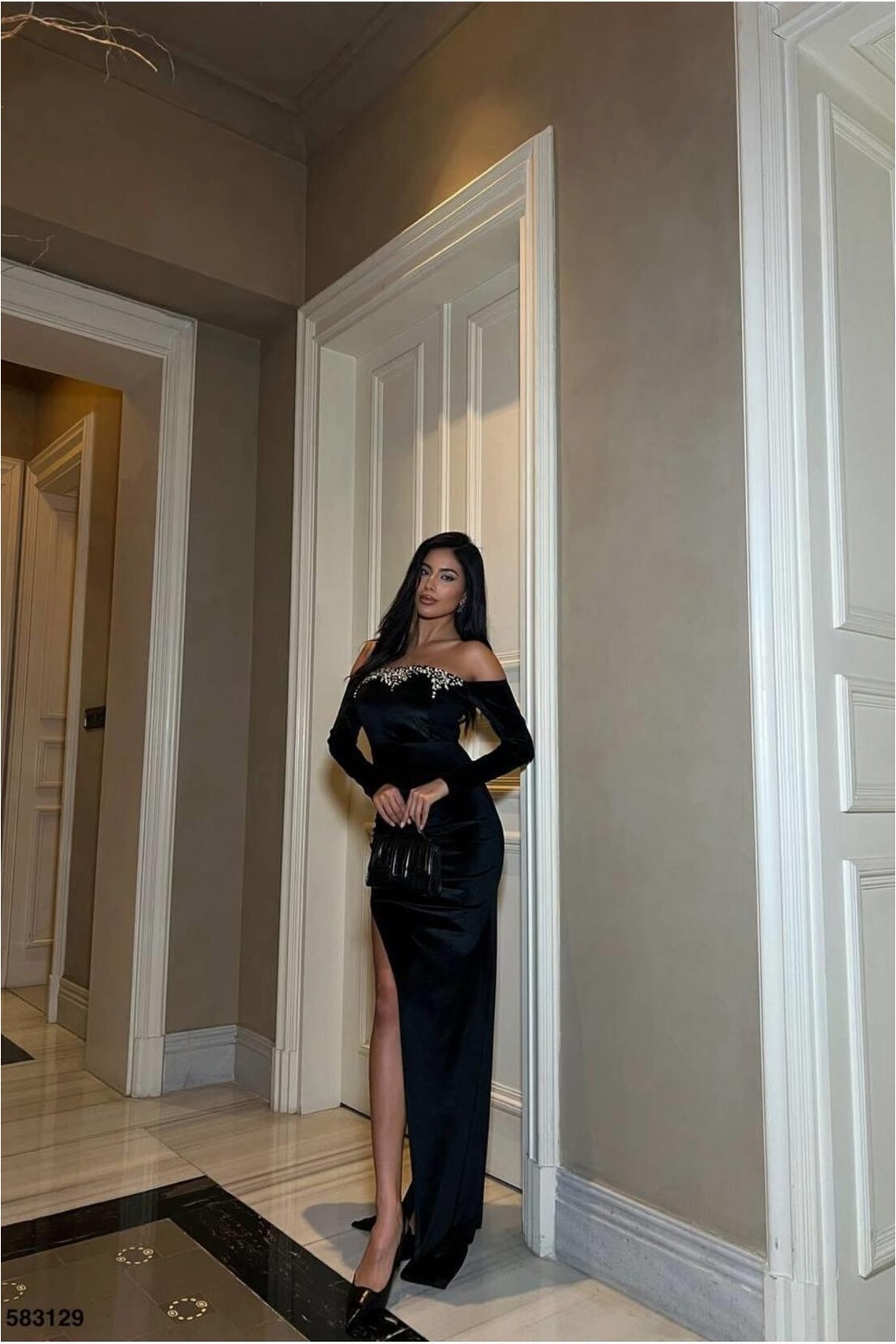 Kadın Modern Stil Esnek Kadife Kumaş Straplez Yırtmaçlı Abiye Elbise