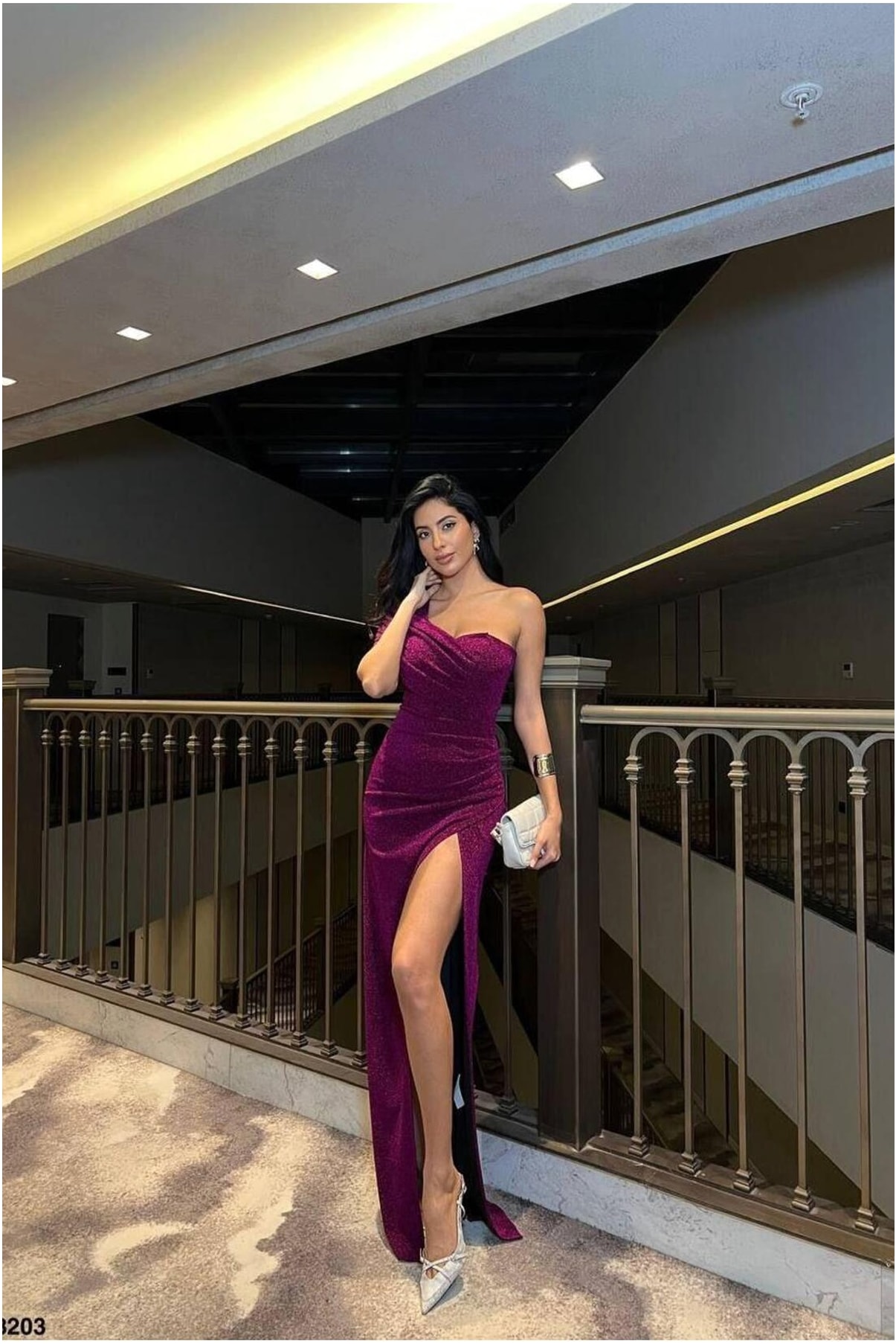 Kadın Şık Model Tek Omuz Yırtmaçlı Abiye Elbise