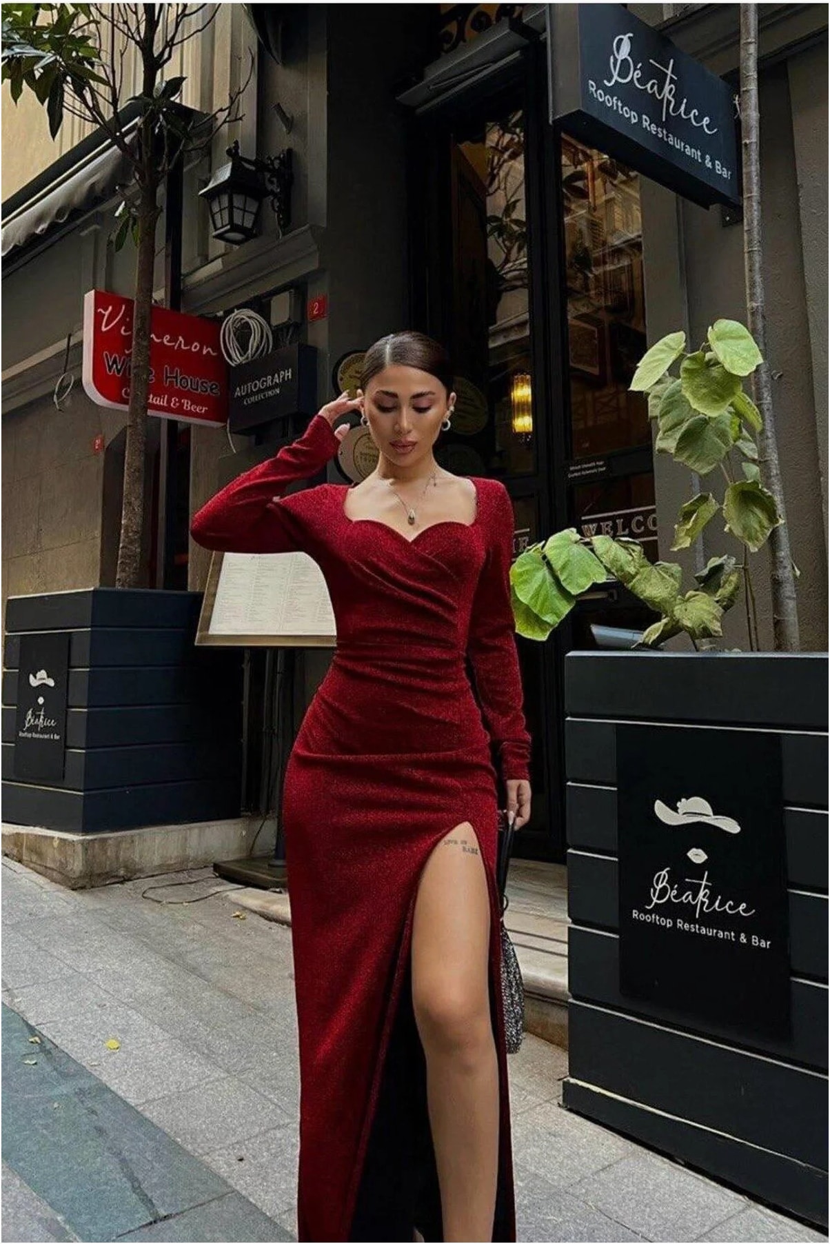 Kalp Yaka Abiye Kollu Yırtmaçlı Elbise Uzun Görsel 9
