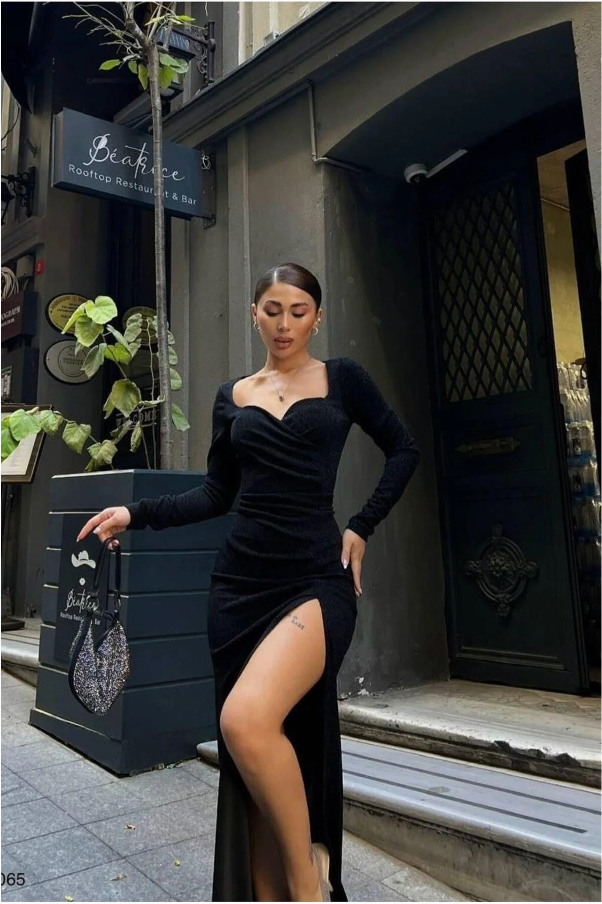 Kalp Yaka Abiye Kollu Yırtmaçlı Elbise Uzun Görsel 19