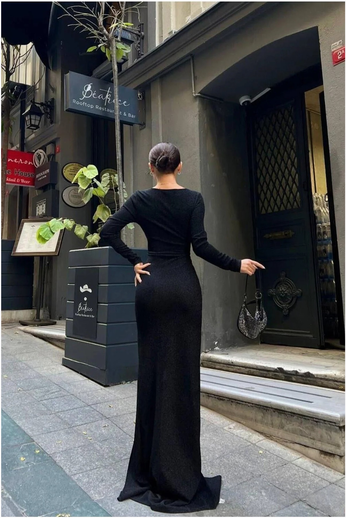 Kalp Yaka Abiye Kollu Yırtmaçlı Elbise Uzun Görsel 17